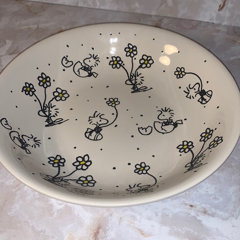 Peanuts: Easter theme ceramic large salad bowl